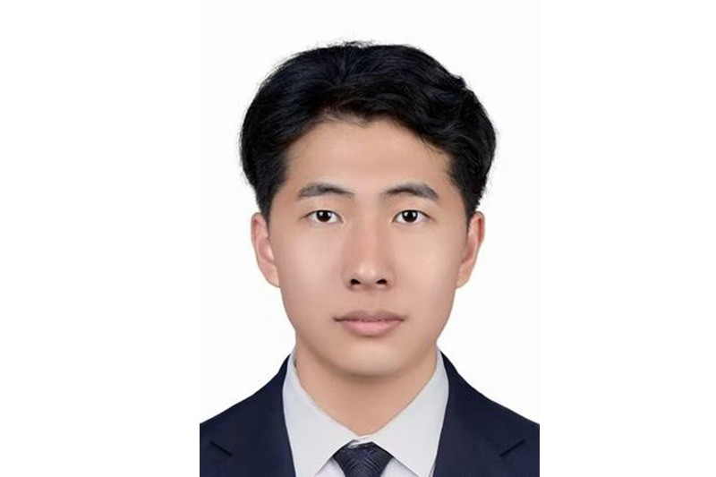 袁昊男