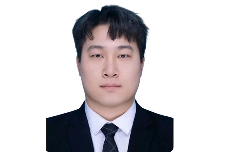 谭怡凡